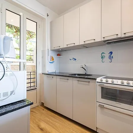 Lejlighed Bellochio - 2bdr With Sea View - Ac - Parking *